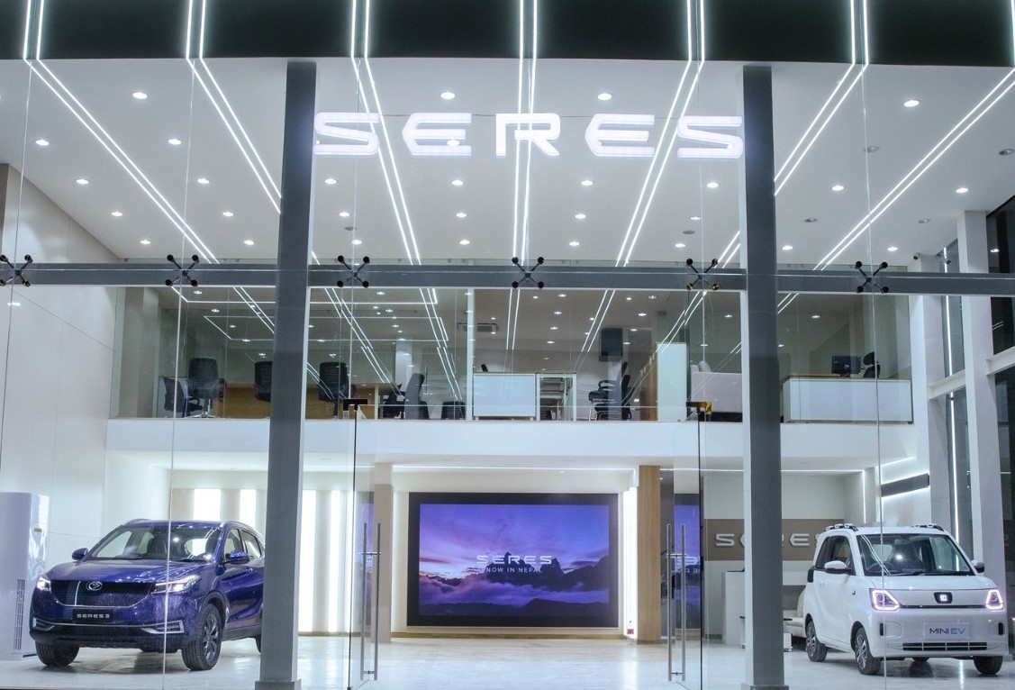 Ultra LED Display at Seres Automobile